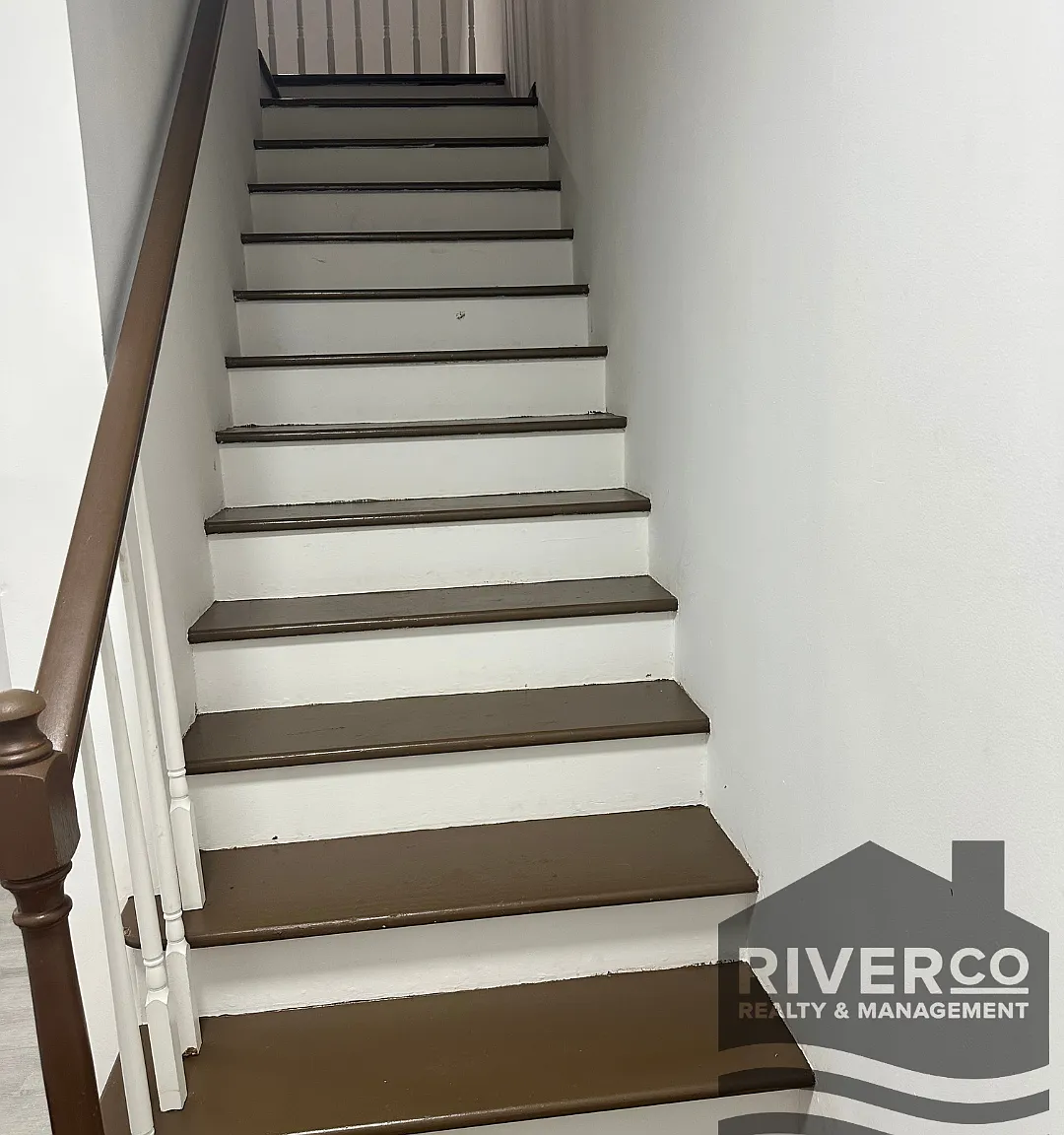 802 North Jackson Avenue — Photo 1