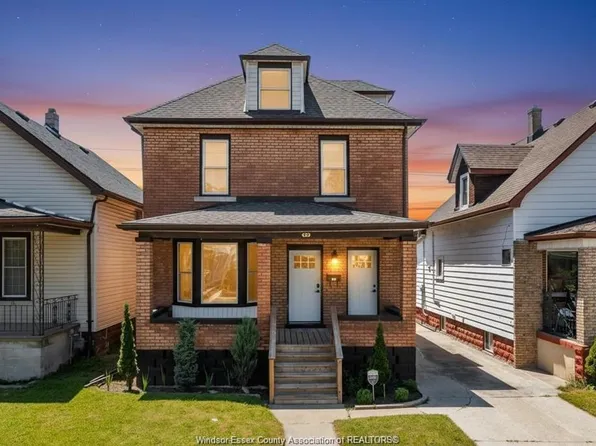 919 Pierre Ave, Windsor, ON N9A 2K8