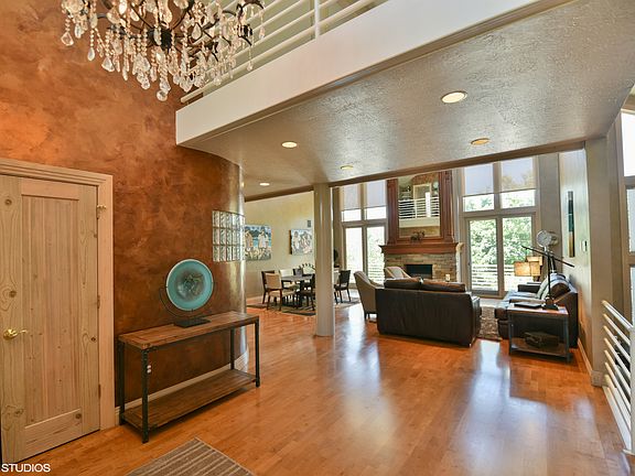 4th image of 771 N Freeze Creek Cir