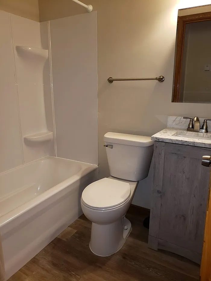 Studio, 1.0 bath, 500 sqft, $825 — Photo 2
