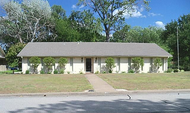 1st image of 611 Turtle Creek Dr
