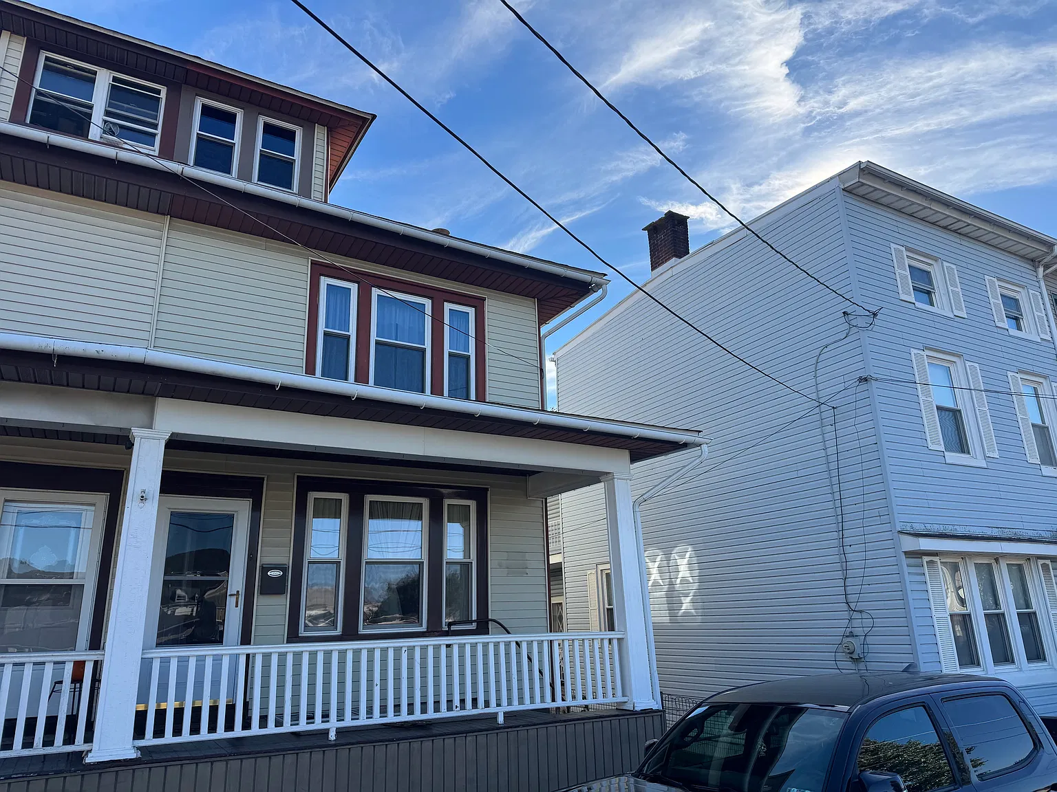 3 bed, 1.5 bath, 1208 sqft, $1,950 — Photo 1