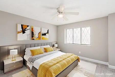 2 bed, 1.5 bath, 1018 sqft, $1,565 — Photo 2