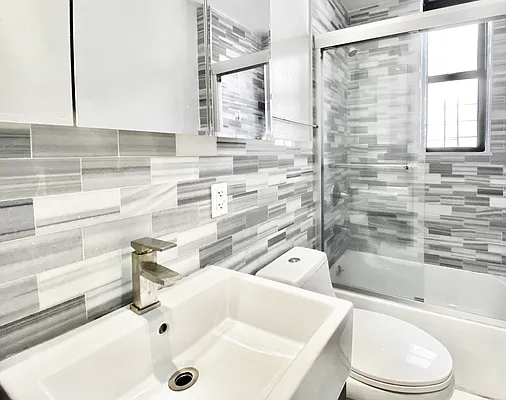 Rented by Voro NYC | media 27