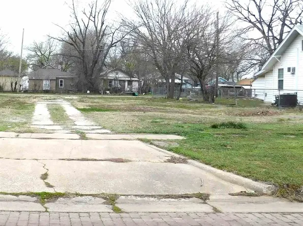 514 N Elm St, Ponca City, OK 74601