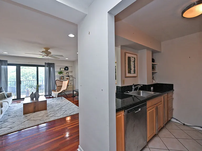 1815 William Howard Taft Rd #701 — Photo 8