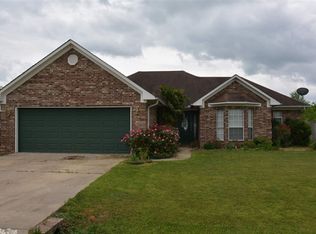 8 Bruno Cv, Conway, AR 72034