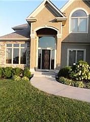 2nd image of 2909 NE Marywood Ln