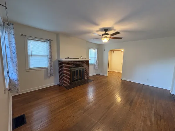 4928 Lancaster St, Harrisburg, PA 17111