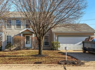 8 Royallridge Ct, O'Fallon, MO 63368