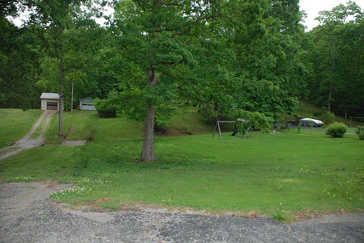 2nd image of 1045 Hamilton Ln