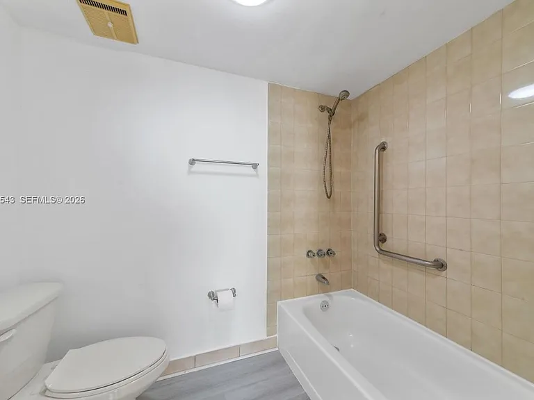 11715 SW 18th St #410 — Photo 13