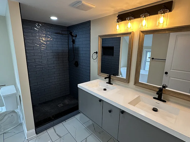 2427 Wythe Ave — Photo 12