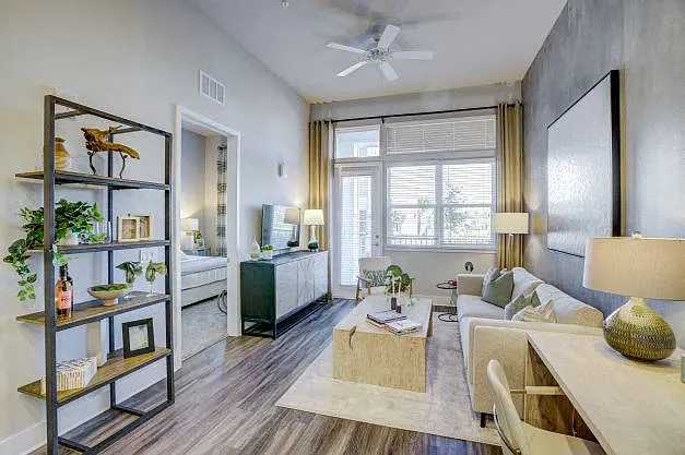 Viridian Reserve Apartments — Photo 1