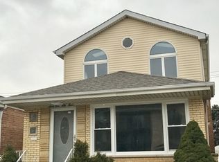 6153 W 63rd St, Chicago, IL 60638