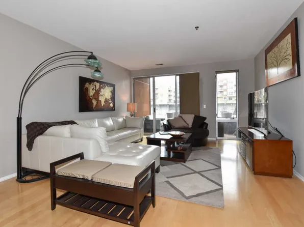 2050 N Commerce St Unit 105, Milwaukee, WI 53212