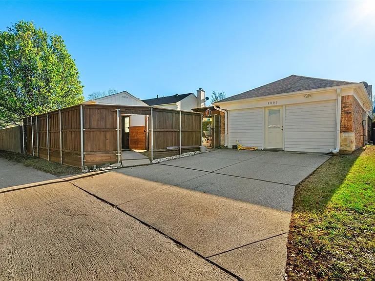 1003 Ashby Dr — Photo 27