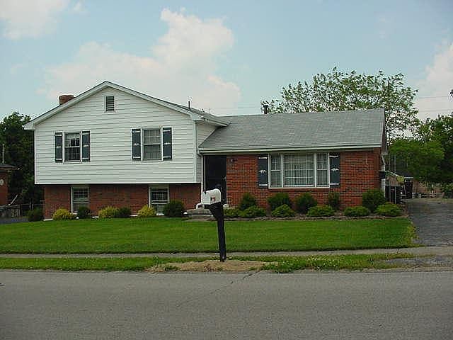 1st image of 405 Hickory Hill Dr