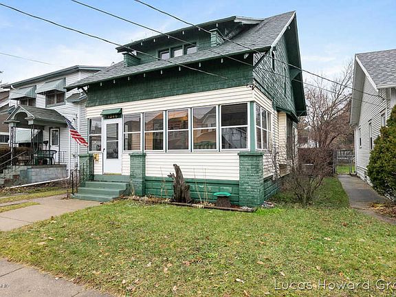 2nd image of 1346 Tamarack Ave NW