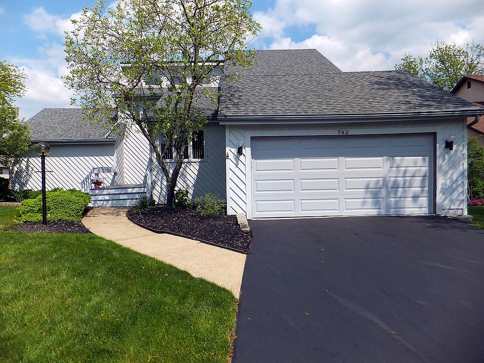 1st image of 742 Pepper Ct