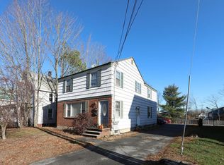 16 Elm St, Gorham, ME 04038