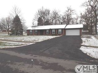 128 Edgewood Rd, Radcliff, KY 40160