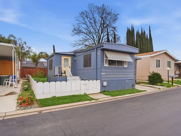 250 E Las Palmas Ave Space 13, Patterson, CA 95363