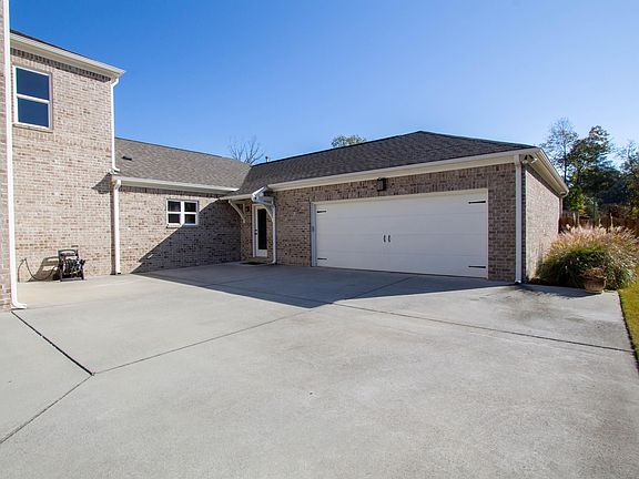 3rd image of 606 Riverwoods Lndg