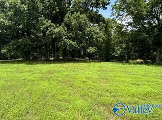 2 Apple Grove Rd, Baileyton, AL 35019