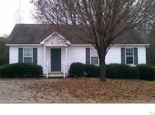 1213 Grovewood Dr, Clayton, NC 27520