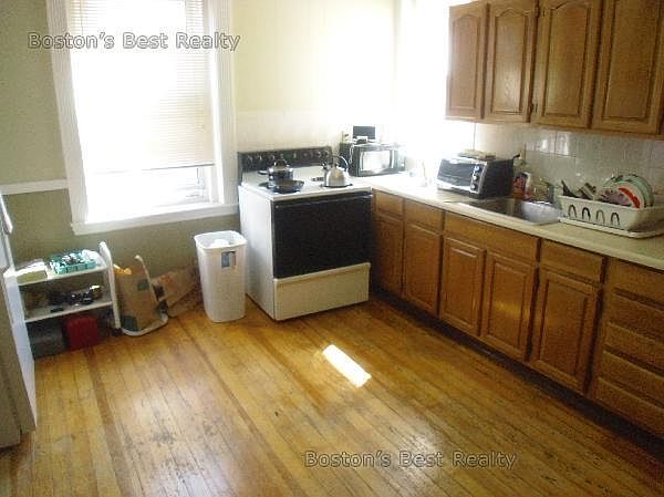 1st image of 12 Englewood Ave #9