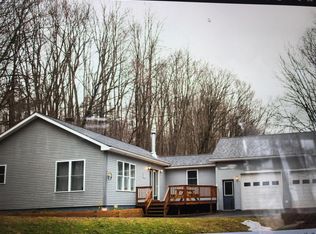 4 Cliff St #B, Orleans, VT 05860