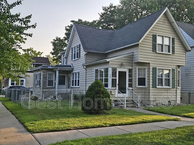 1 bed, 1.0 bath, 650 sqft, $875 — Photo 2