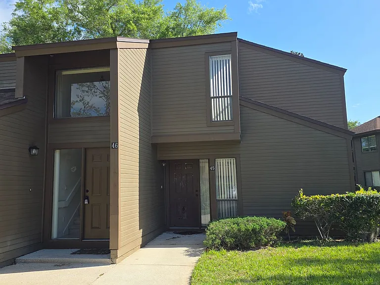 46 Hembury Ln — Photo 3