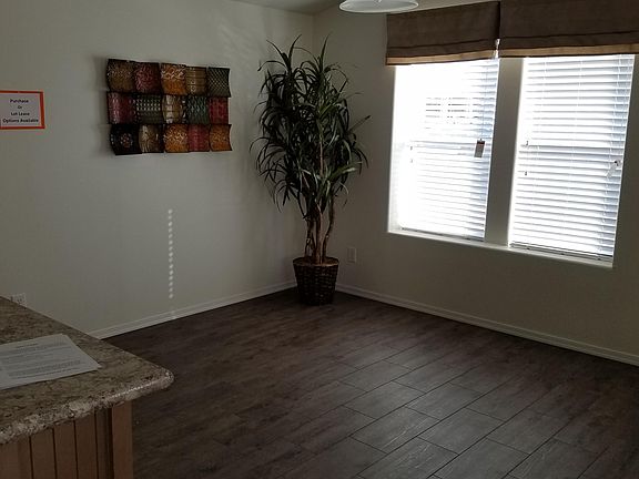 3rd image of 5546 E 34th Ln