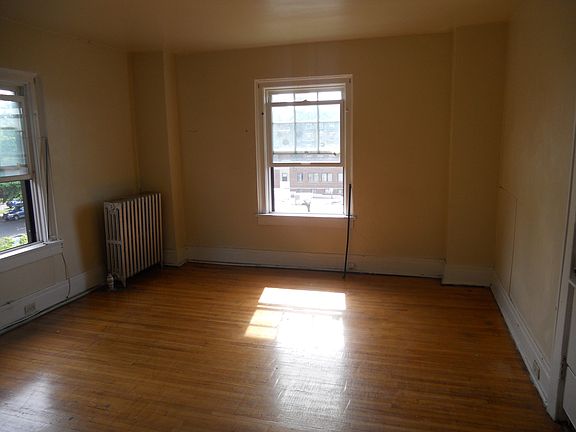 3rd image of 217 Elmwood Ave APT 47