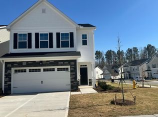 537 Hanover Shore Ln, Raleigh, NC 27610