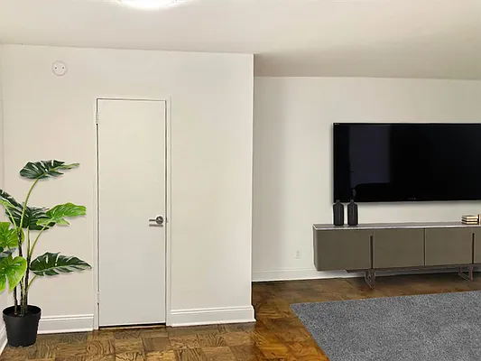 Rented by Corcoran | media 9