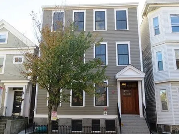 579 E 8th St #2, Boston, MA 02127