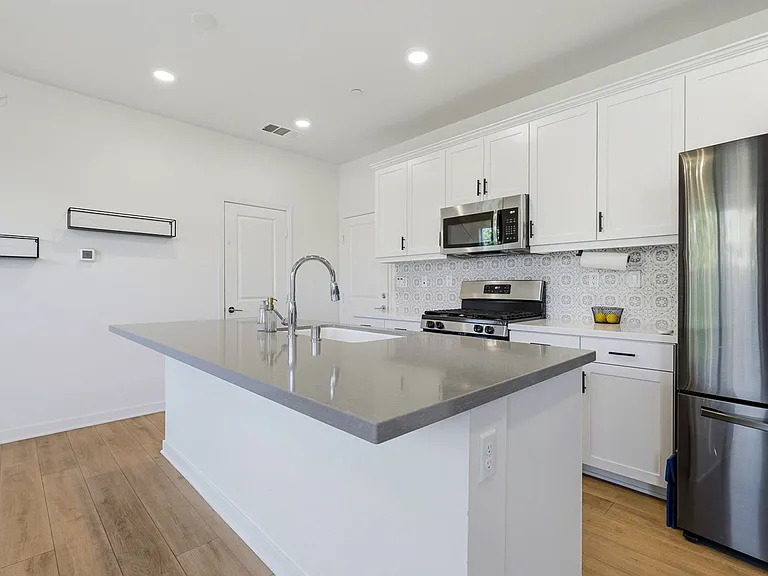 35861 Breckyn Ln — Photo 4