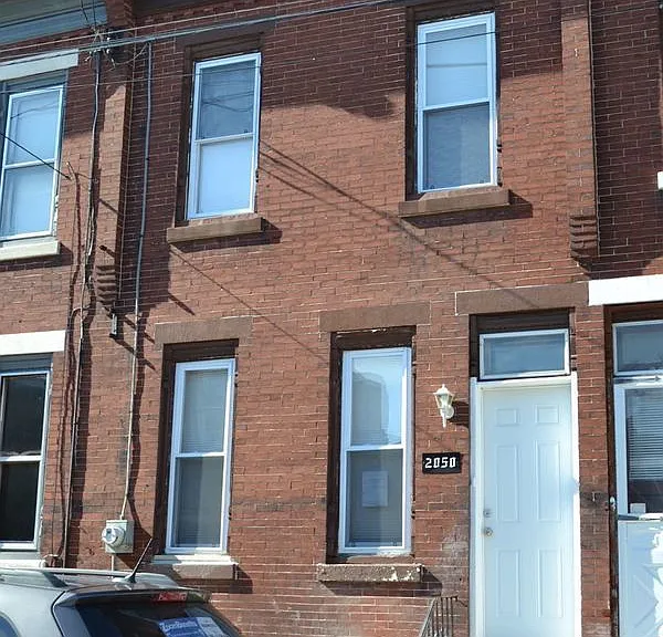 2050 Watkins St — Photo 21