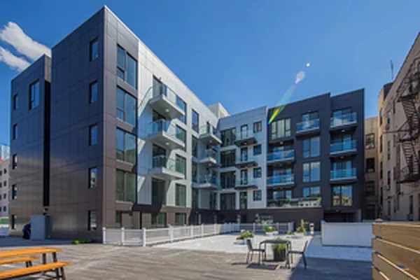 Rented by E Realty International Corp | media 9