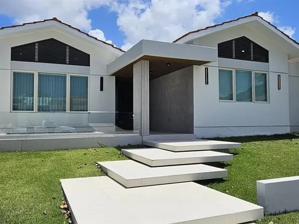 677 Lavanda, Dorado, PR 00646