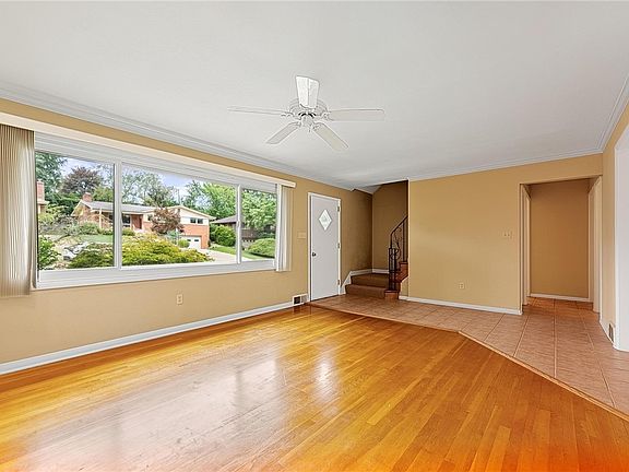 4th image of 1125 Sunrise Dr