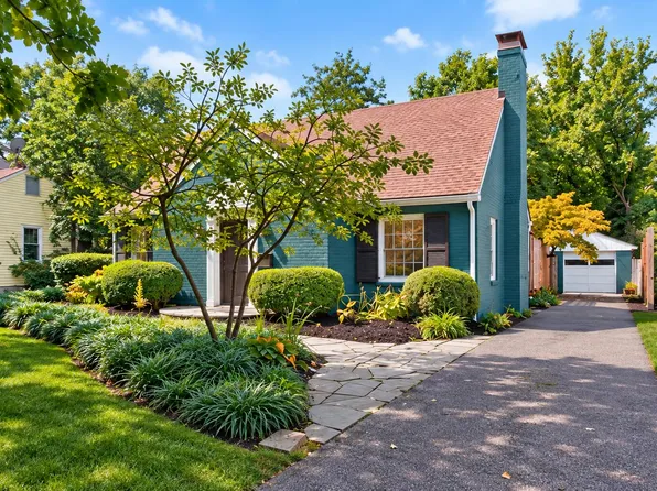 1249 Kastle Rd, Lexington, KY 40502