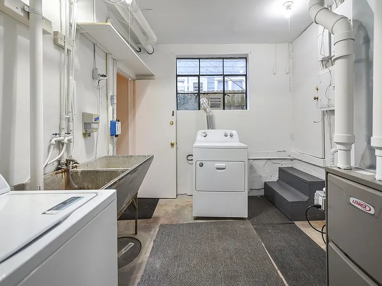 814 Pauline Blvd #2 — Photo 3