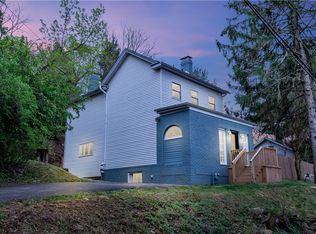 1208 Greenhill Rd, Pittsburgh, PA 15209