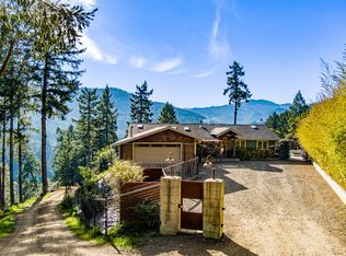 3222 Salmon Creek Rd, Miranda, CA 95553