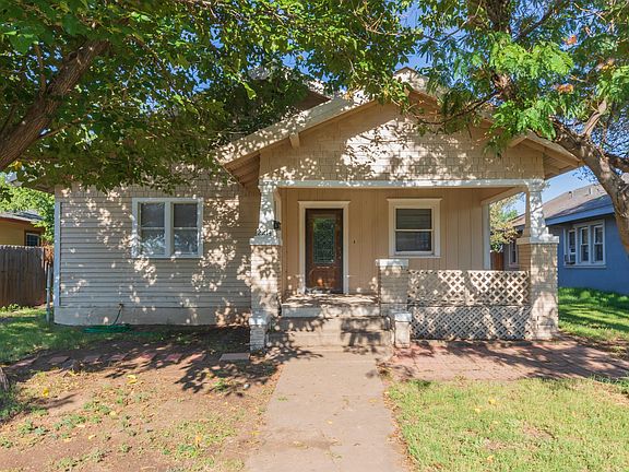 2214 S Taylor & front porch