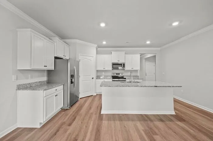 4 bed, 2.0 bath, 1884 sqft, $1,995 — Photo 4